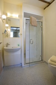 Oakwood lodge showers